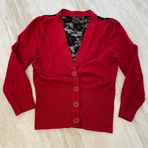 Take Out Dark Red Lace Back Cardigan Button Sweater for Valentine's Day Date - Picture 3 of 5